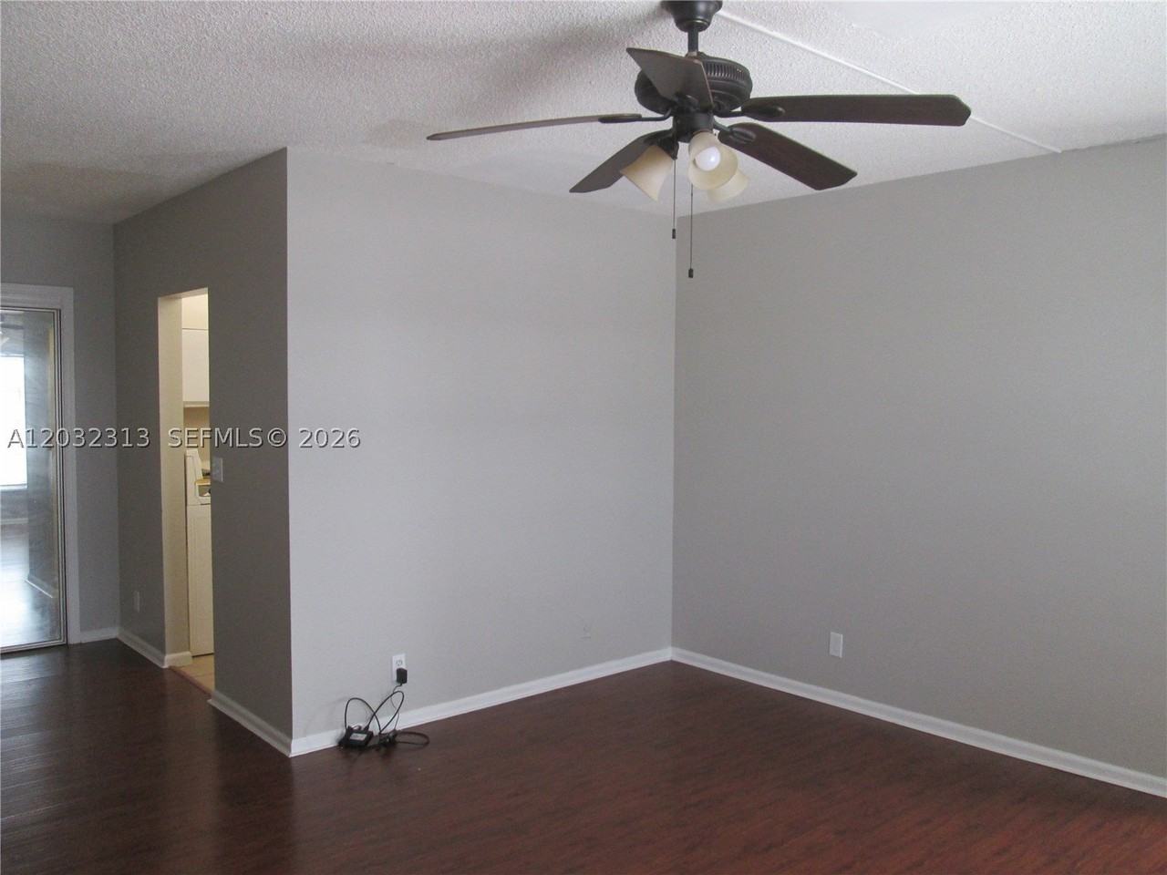 2250 Ne 66th St #1521 - Photo 2 of 12