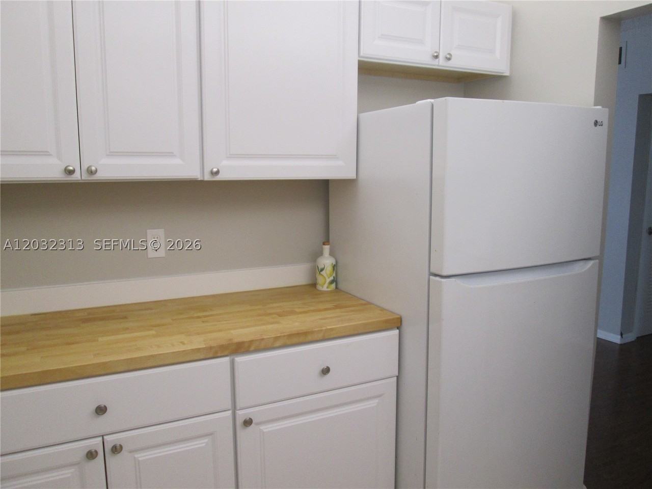2250 Ne 66th St #1521 - Photo 5 of 12