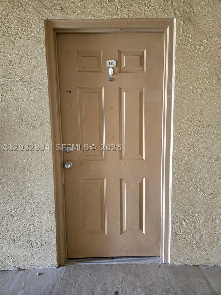 4151 San Marino Blvd #103 - Photo 2 of 17