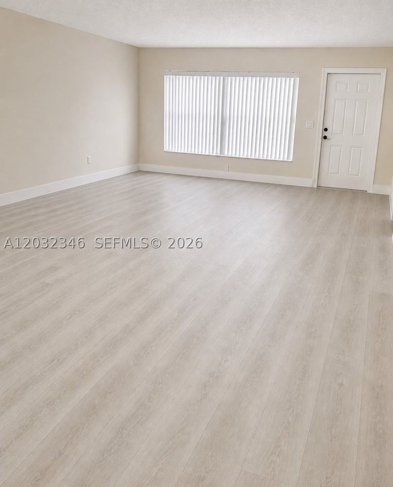 22745 Sw 65th Way #0 - Photo 2 of 21