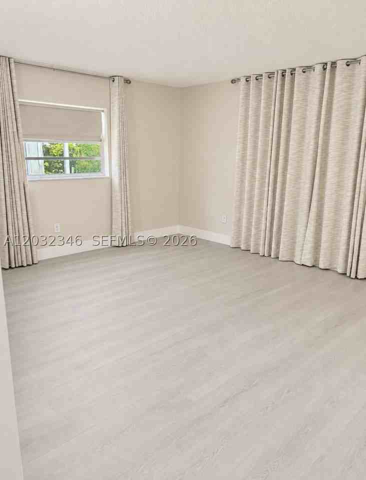22745 Sw 65th Way #0 - Photo 3 of 21