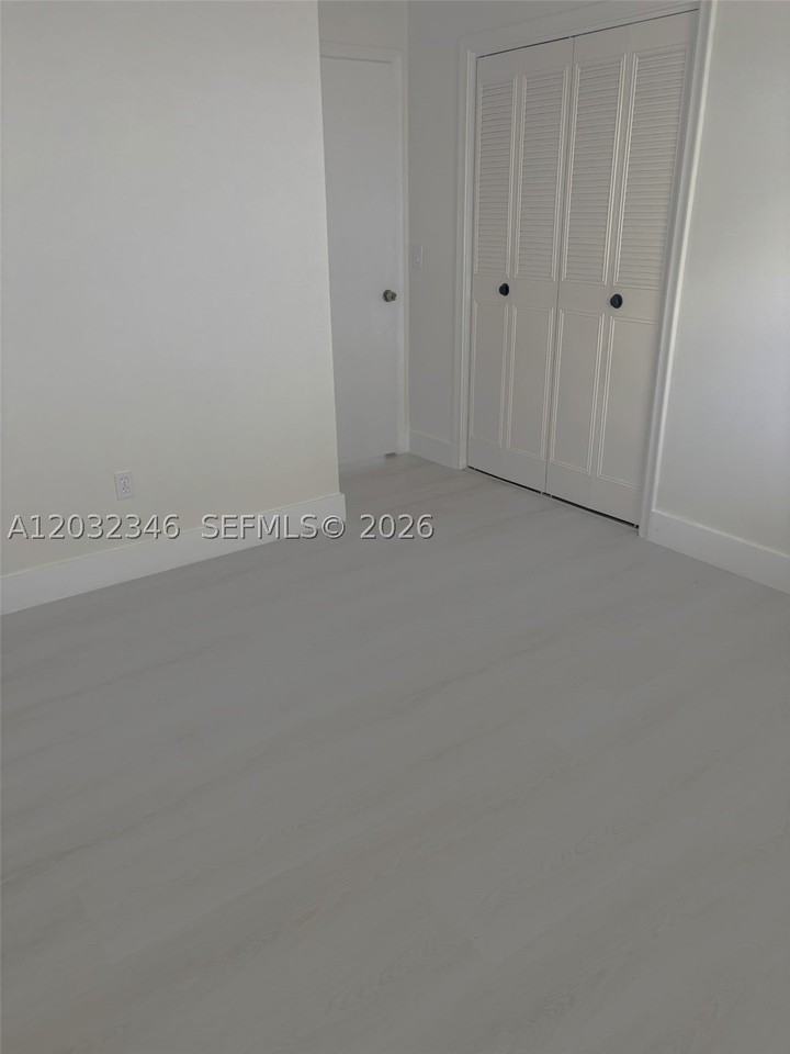 22745 Sw 65th Way #0 - Photo 5 of 21