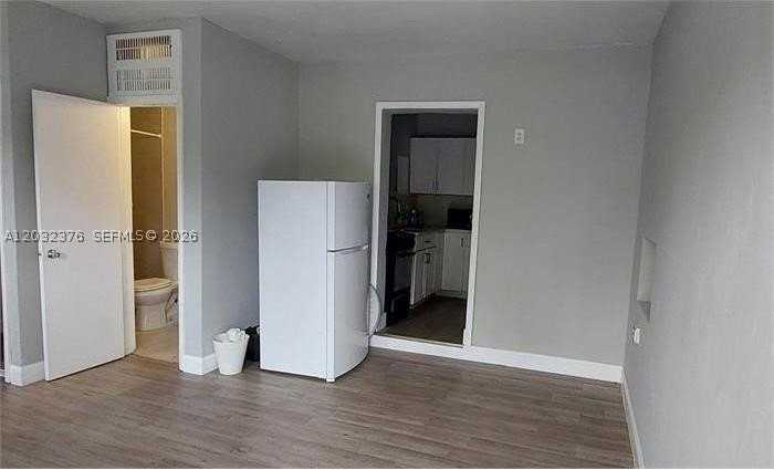 3735 Nw 21st Ct #3735 - Photo 3 of 12