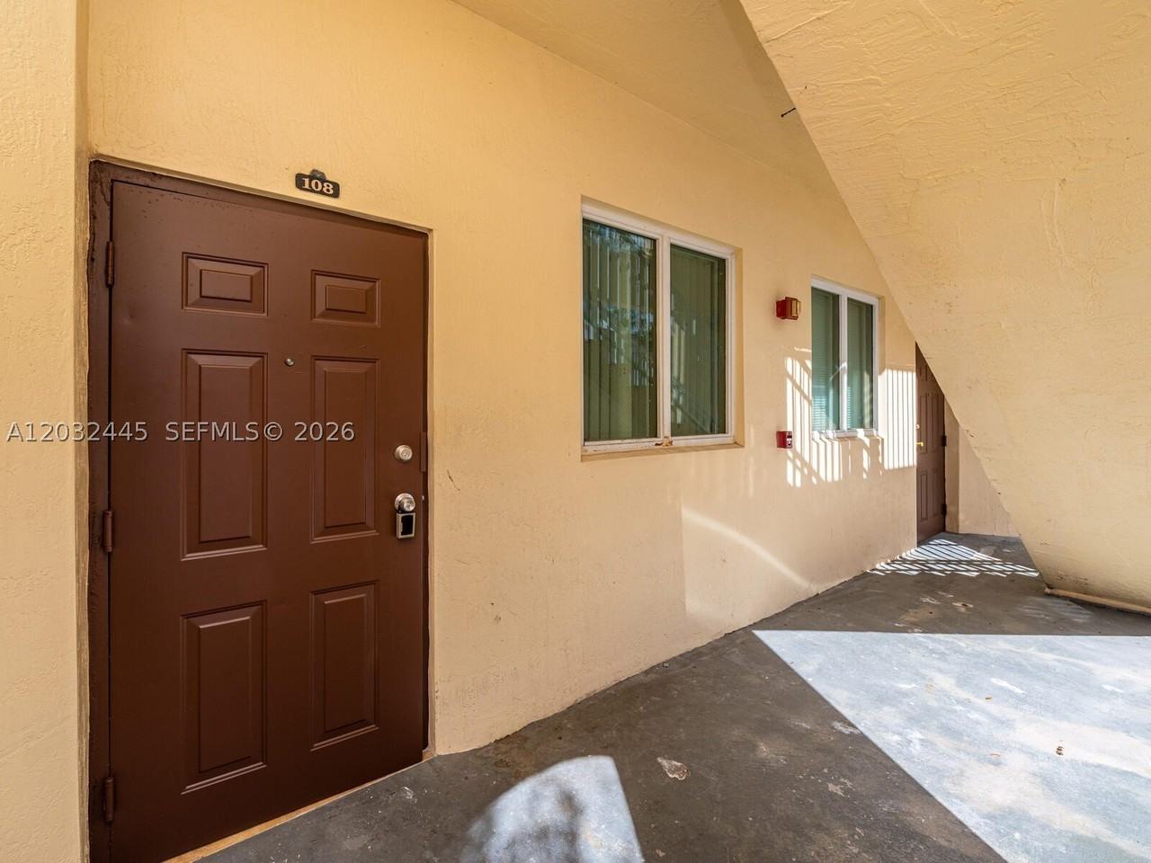 1663 Se 27th Dr #108 - Photo 4 of 28