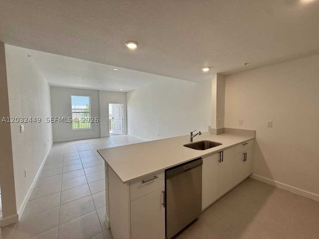 12460 Sw 248th St #8 - Photo 5 of 50