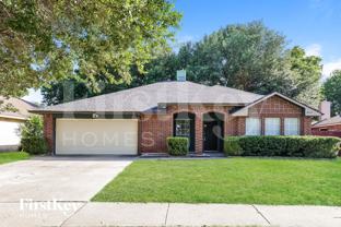 4949 Oak Hollow Dr - Photo 1 of 1