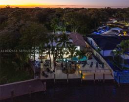 1030 Sw 14th Ter - Photo 1 of 1