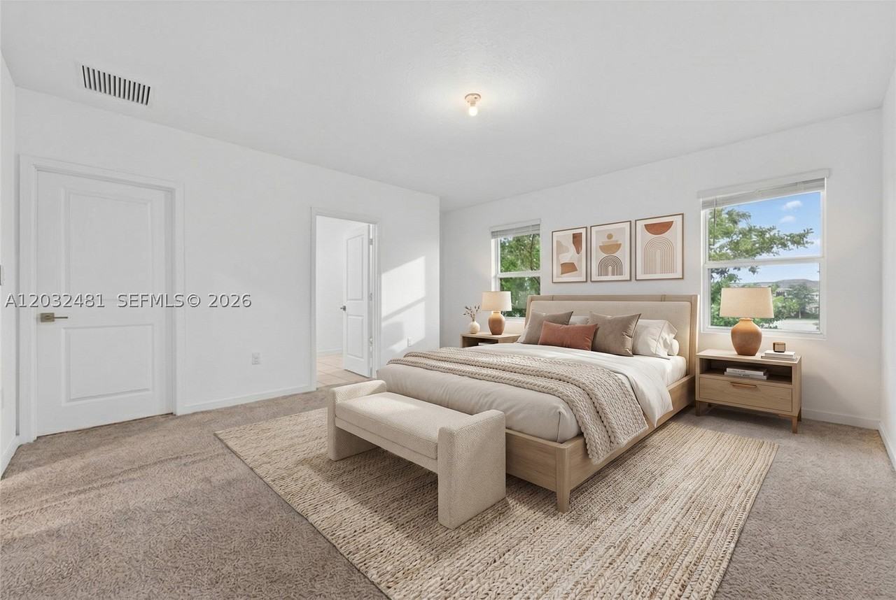 1780 Se 9th Ave - Photo 4 of 27