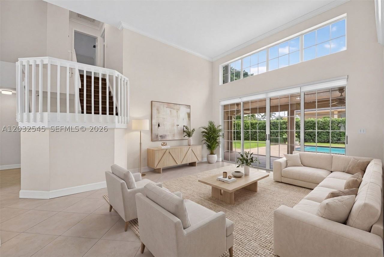 8224 Sw 178th Ter - Photo 5 of 50