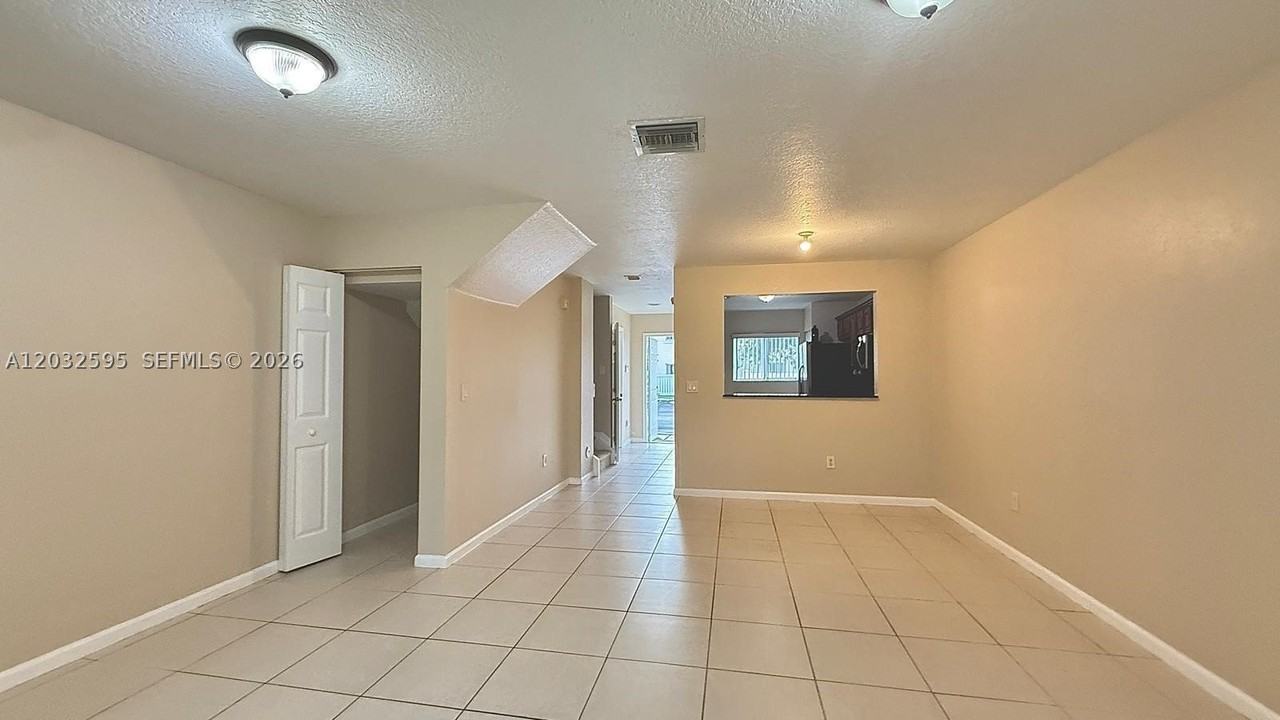 6631 Winfield Blvd #3-6 - Photo 5 of 10
