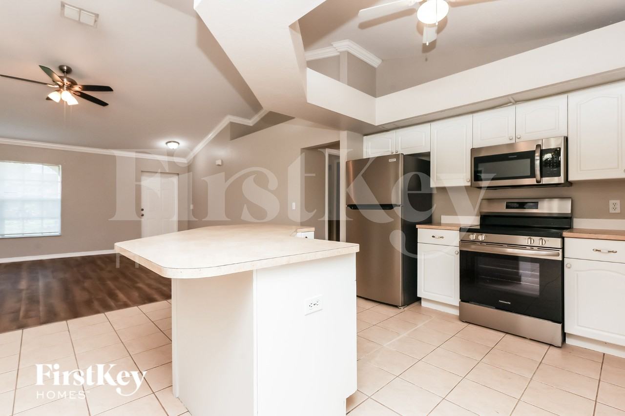 3807 25th St Sw - Photo 7 of 19