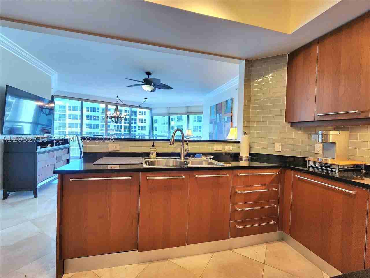 3101 S Ocean Dr #1106 - Photo 7 of 45