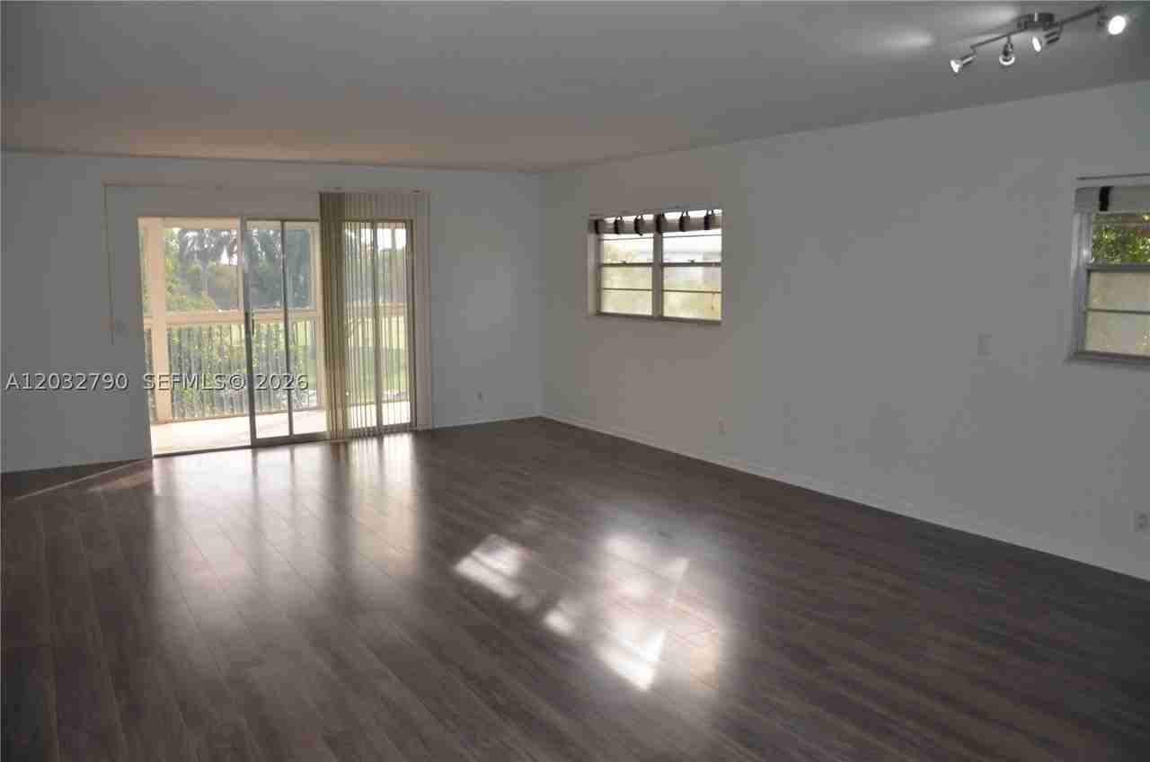 12600 Sw 5th Ct #415L - Photo 2 of 14