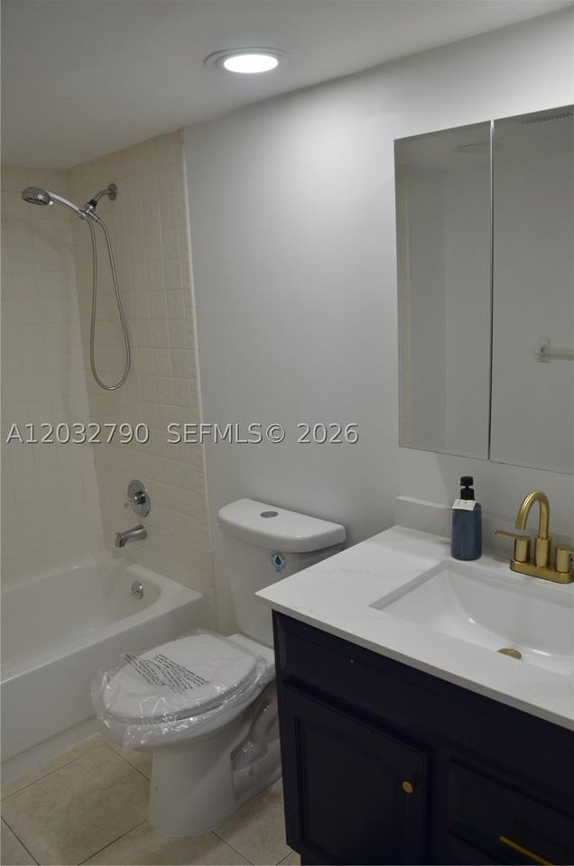12600 Sw 5th Ct #415L - Photo 3 of 14