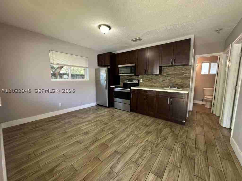 647 Nw 3rd Ave #1 - Photo 2 of 9