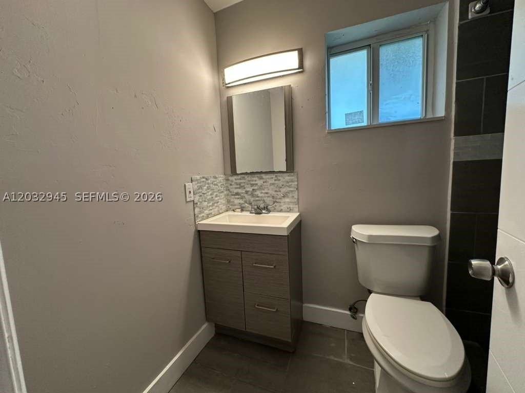 647 Nw 3rd Ave #1 - Photo 6 of 9