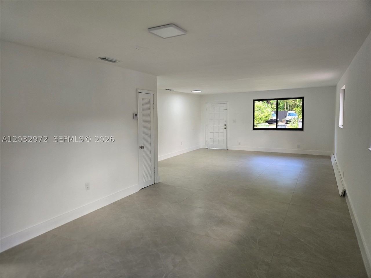 13100 Ne 3rd Ct #1 - Photo 7 of 17