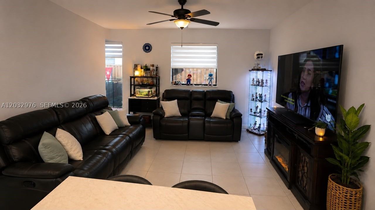 25320 Sw 115th Ct #25320 - Photo 2 of 19