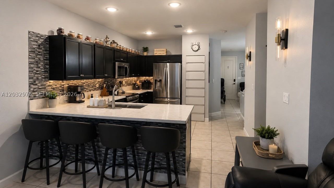 25320 Sw 115th Ct #25320 - Photo 4 of 19