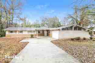 2483 Kings Park Cir - Photo 1 of 1