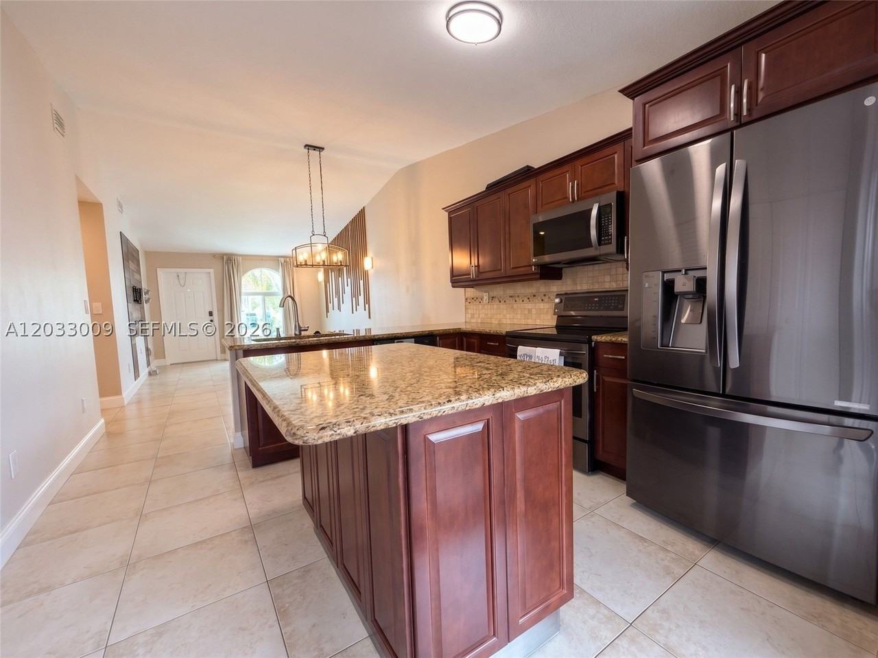 7675 Nw 181st St #7675 - Photo 4 of 18