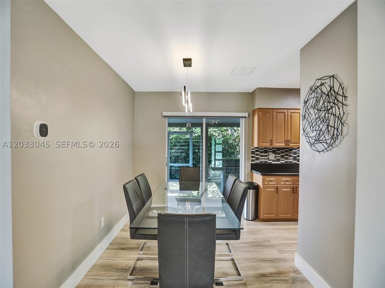491 Se 23rd Ave #491 - Photo 4 of 38