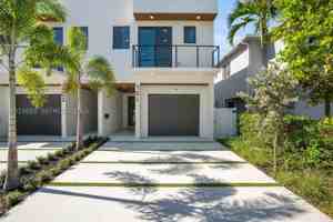 featured image of 701 Sw 17th St #701