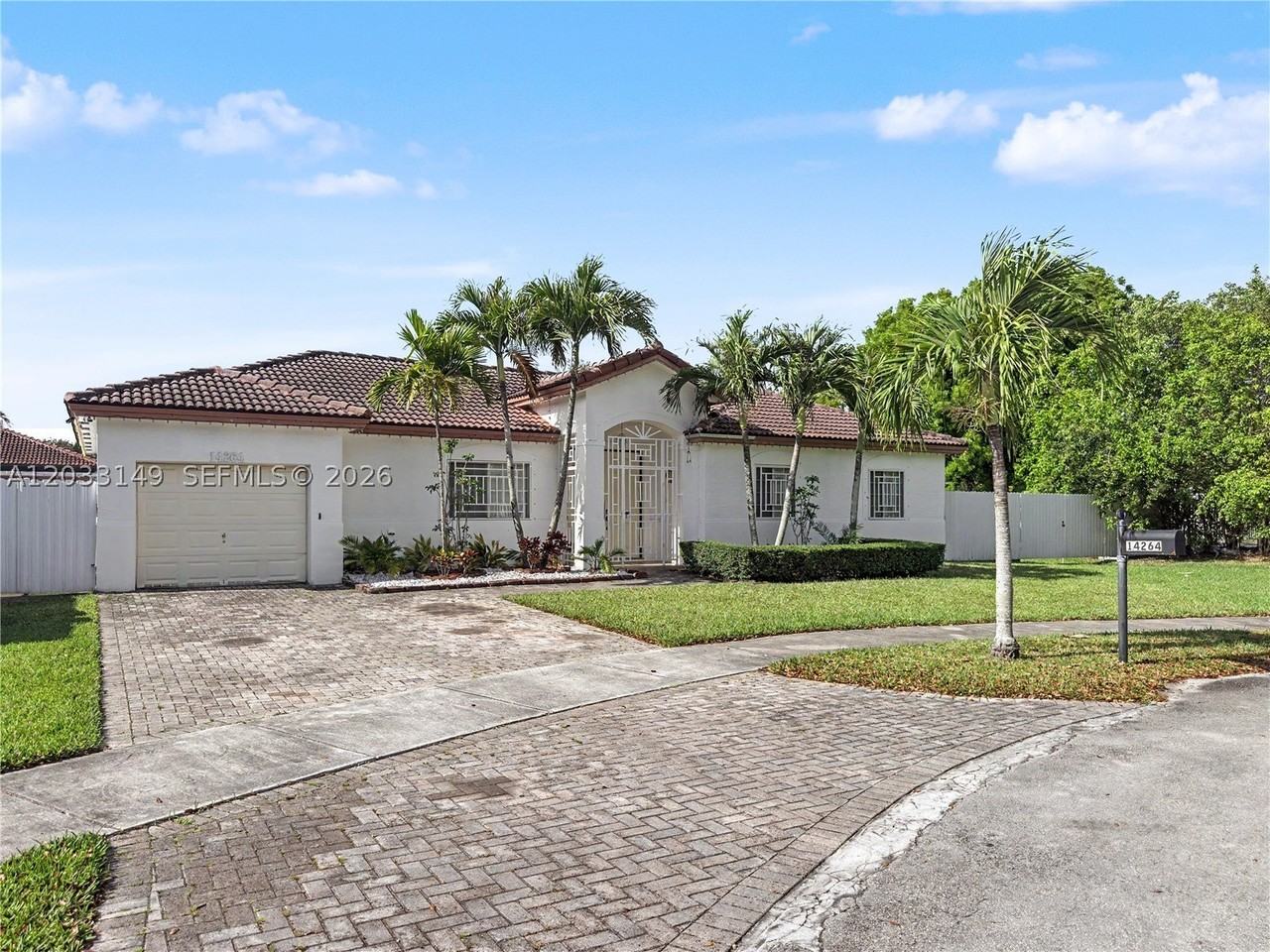 14264 Sw 289th Ter #0 - Photo 3 of 23