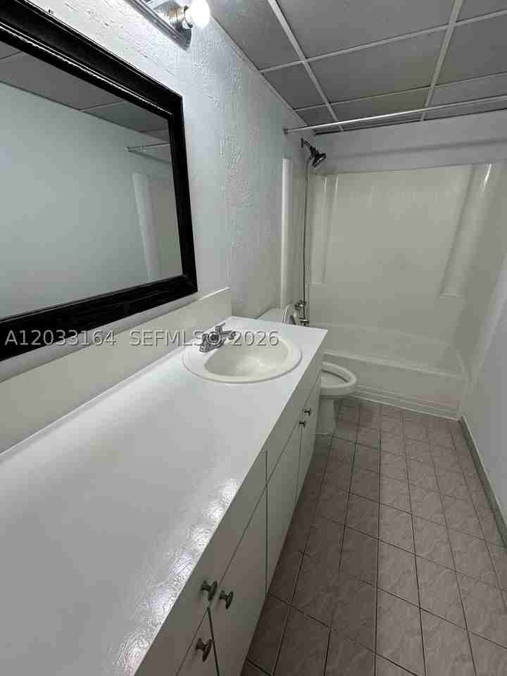 2800 Nw 56th Ave #G201 - Photo 7 of 10