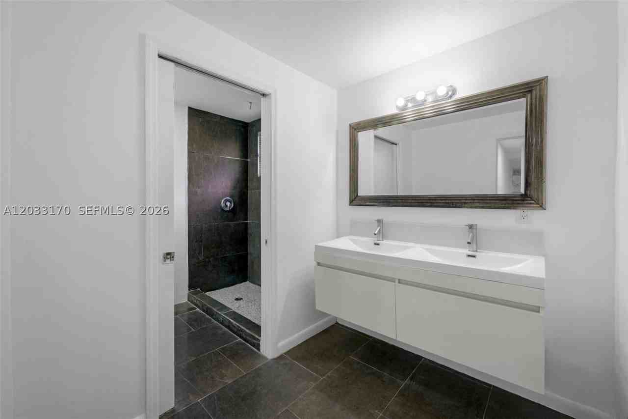 348 Ne 58th St #1 - Photo 6 of 6