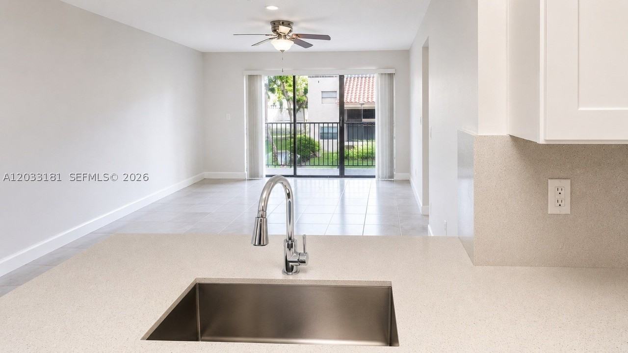 240 W Park Dr #205-4 - Photo 6 of 16