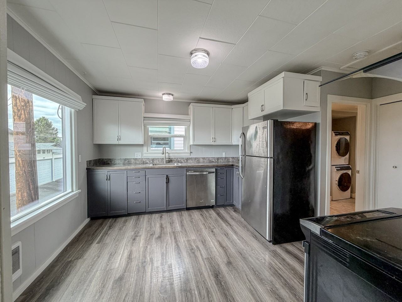 2212 Rucker Ave #1 - Photo 6 of 15