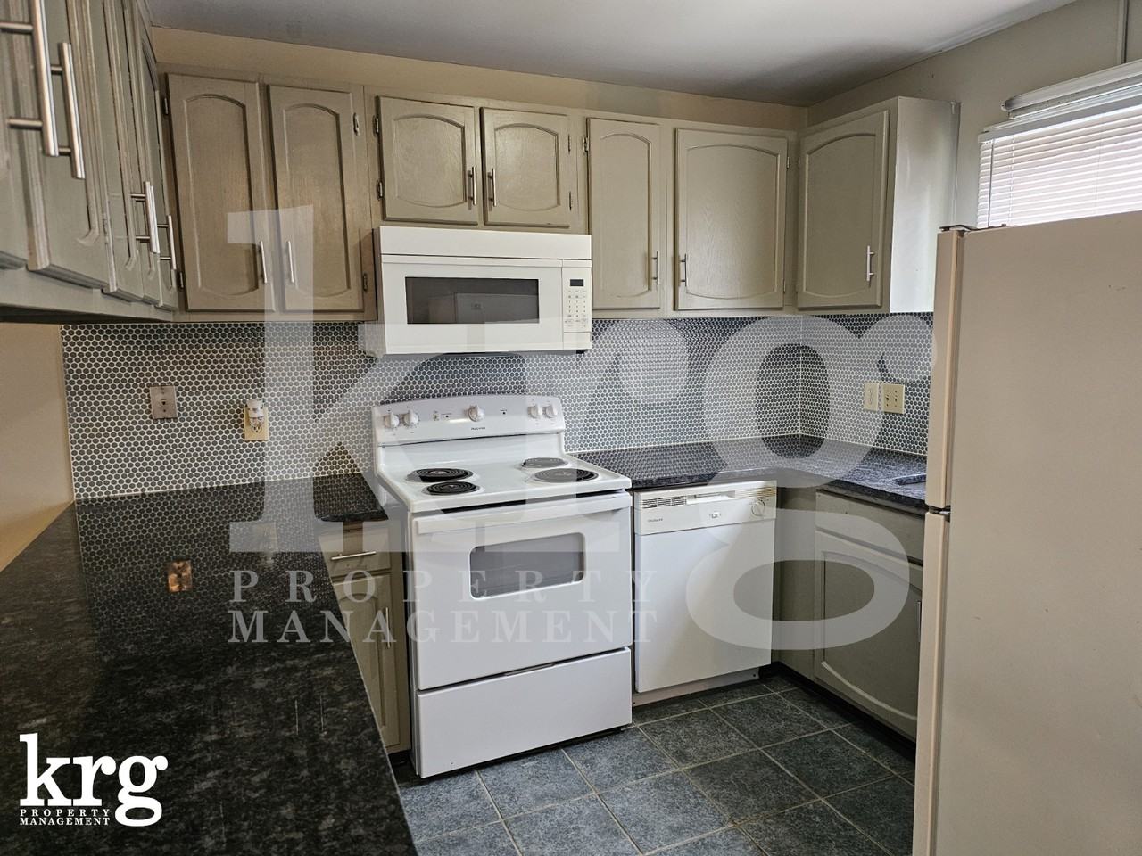 521 Tate Street - BApt B #B - Photo 5 of 16