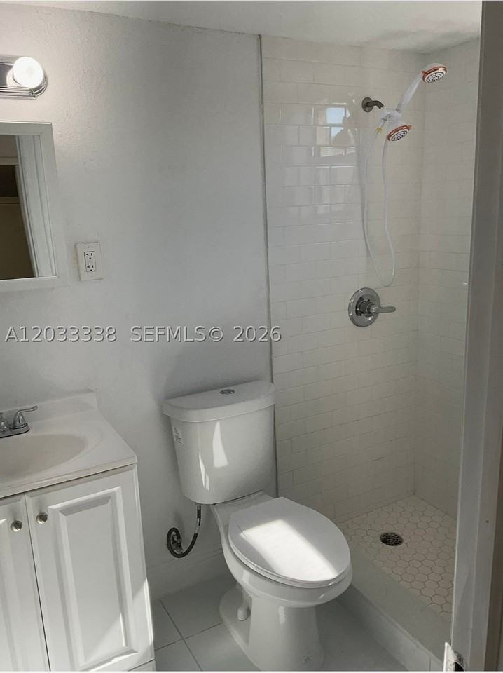 6780 Sw 44th St #2 - Photo 6 of 7