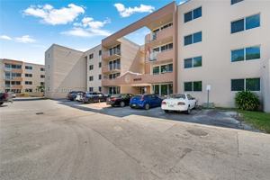 featured image of 8050 Nw 8th St #110