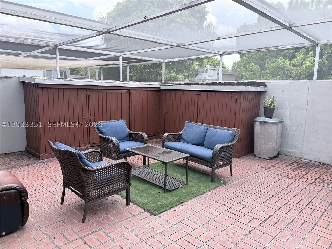 301 Bonaventure Blvd #7 - Photo 6 of 8
