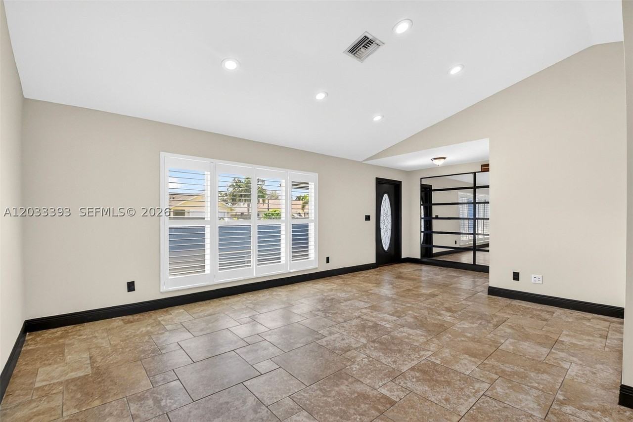 13808 Geranium Pl - Photo 7 of 50