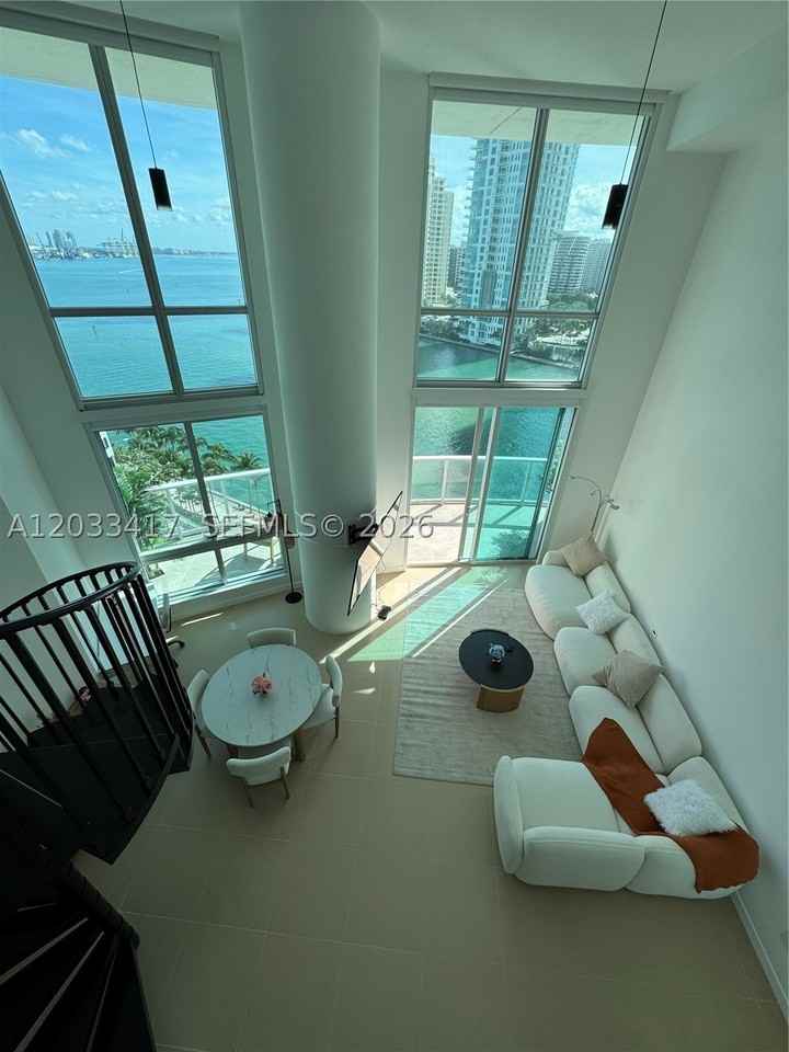 300 S Biscayne Blvd #L1218