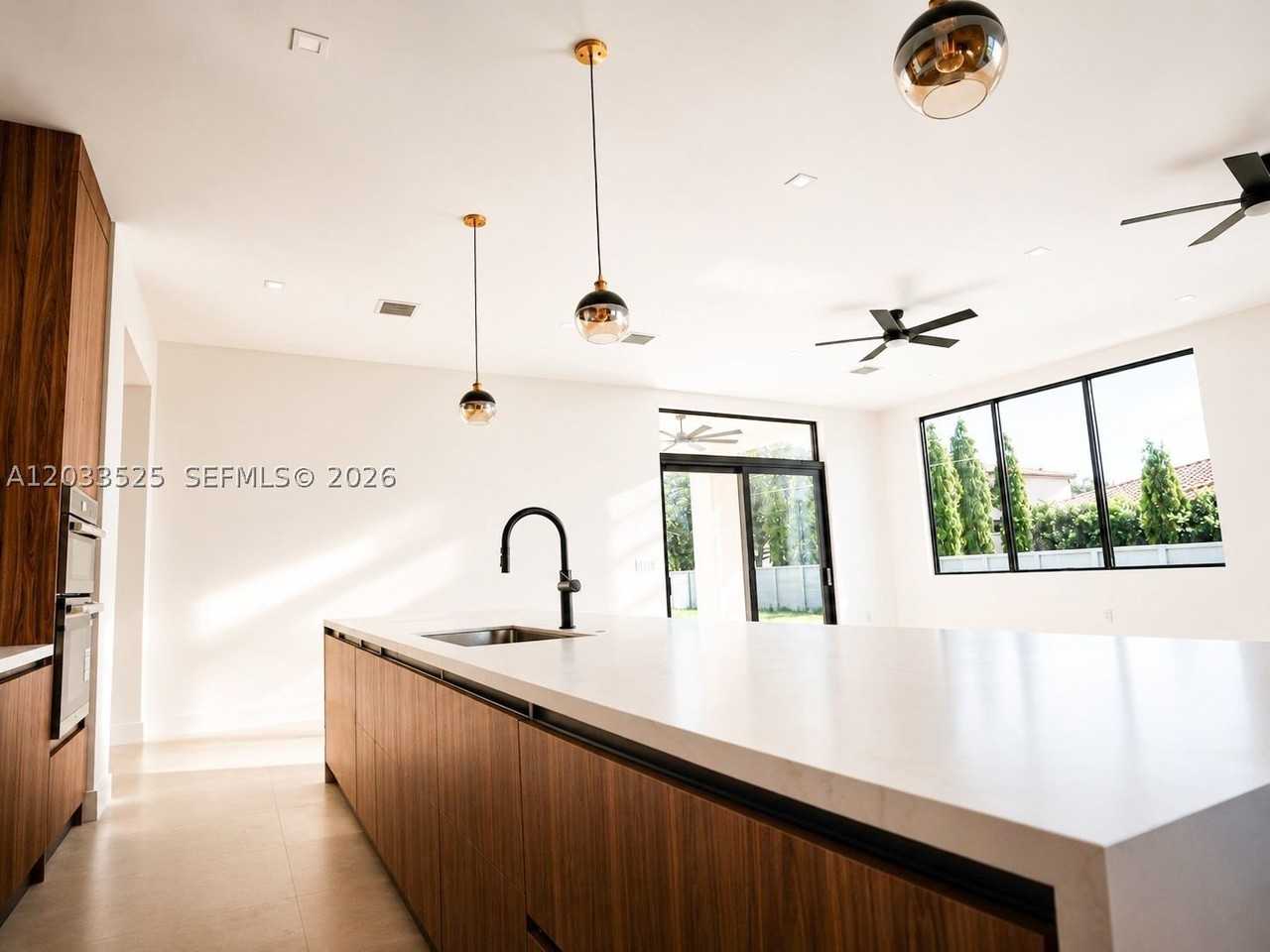 13023 Davie Oaks Dr #0 - Photo 5 of 11