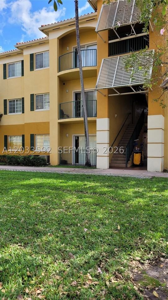 7280 Nw 114th Ave #205-8 - Photo 2 of 24