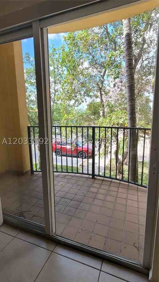 7280 Nw 114th Ave #205-8 - Photo 6 of 24