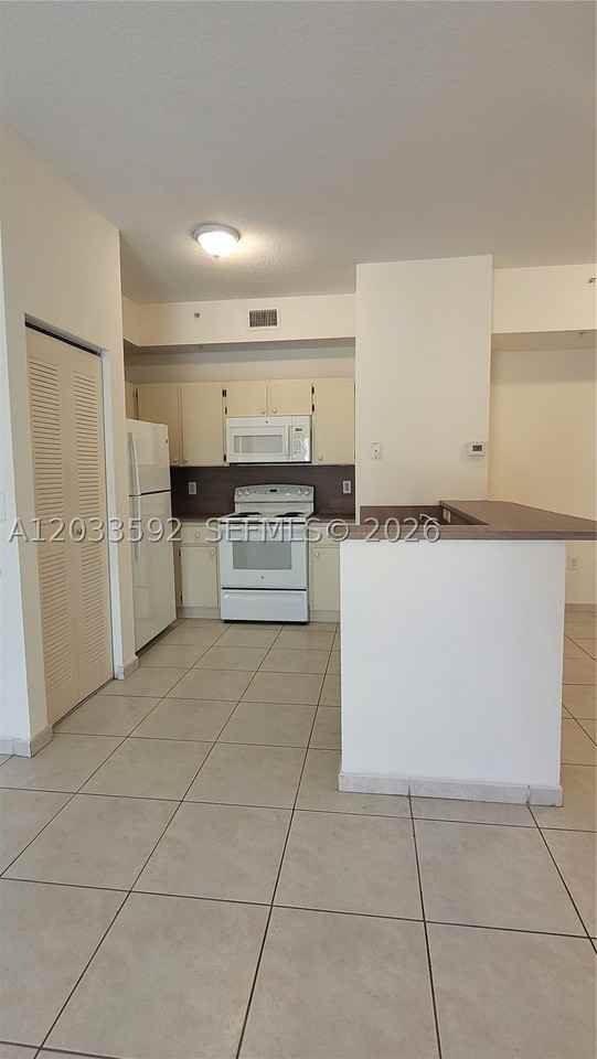 7280 Nw 114th Ave #205-8 - Photo 7 of 24