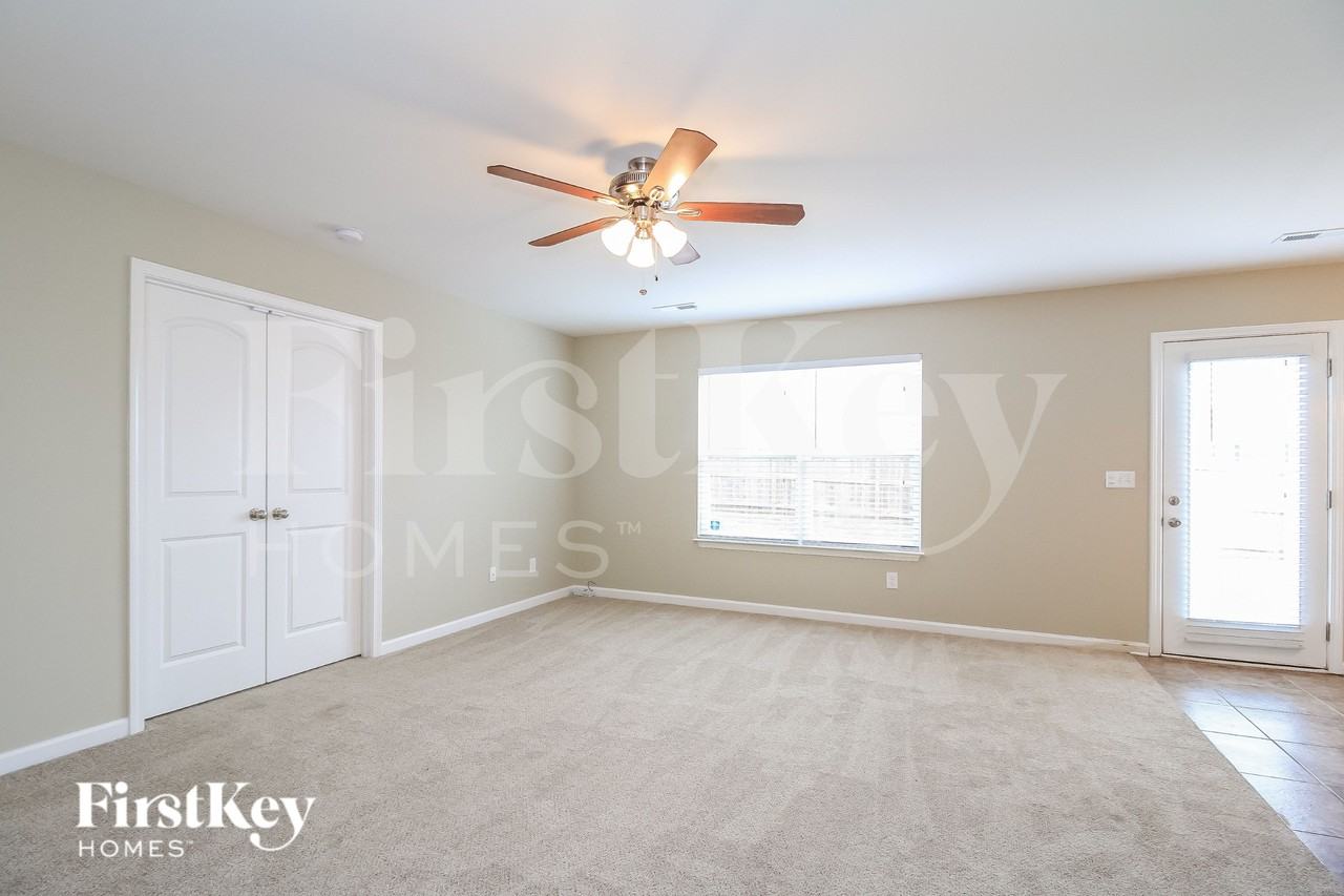 1190 Red Sage Rd - Photo 4 of 16