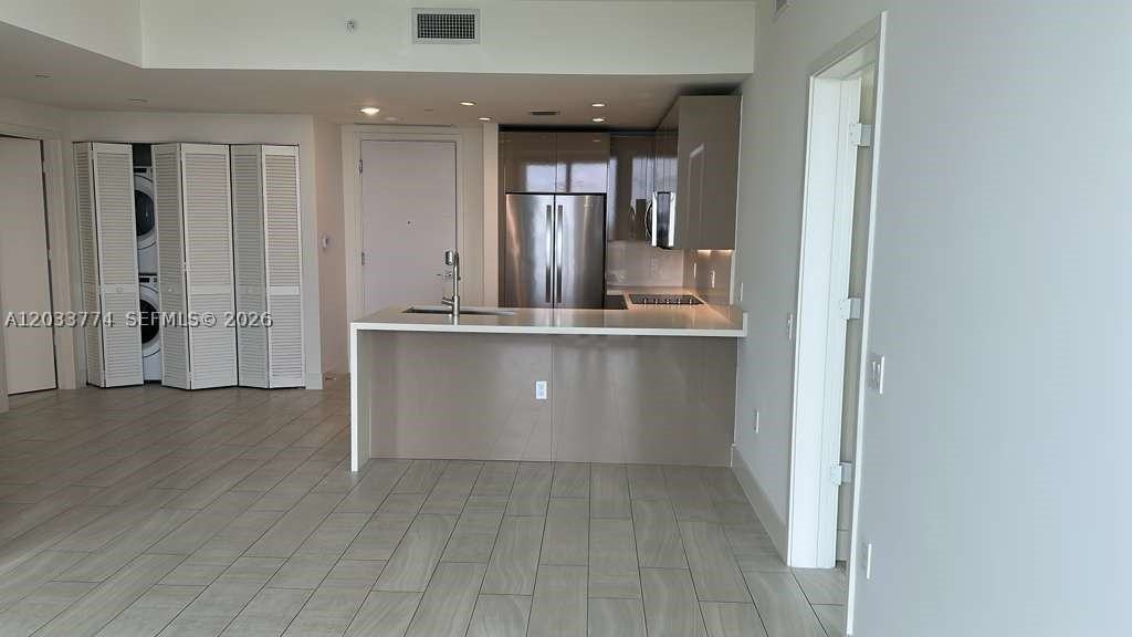 2000 Metropica Way #2111