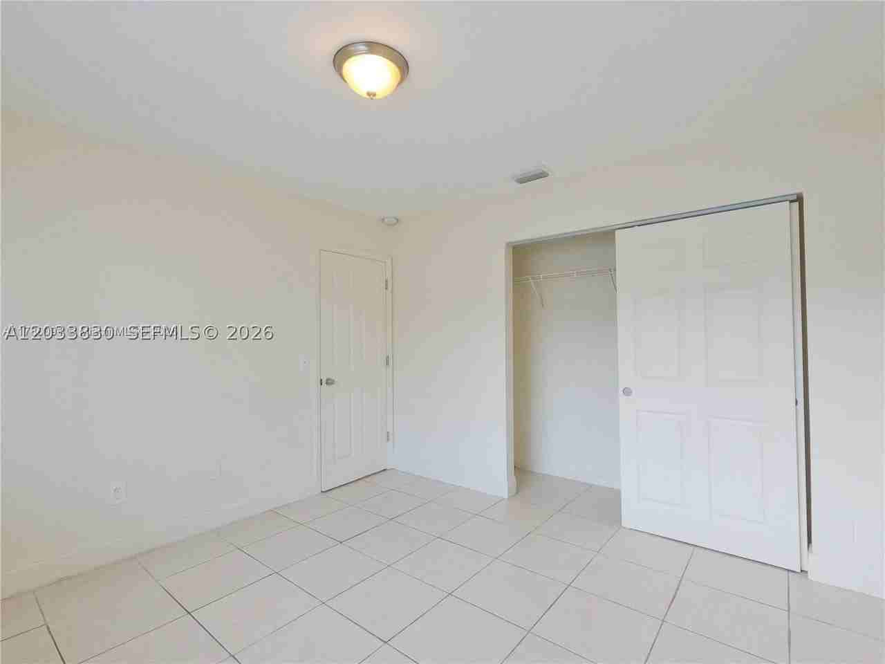 4938 Serafica Dr #14 - Photo 6 of 10