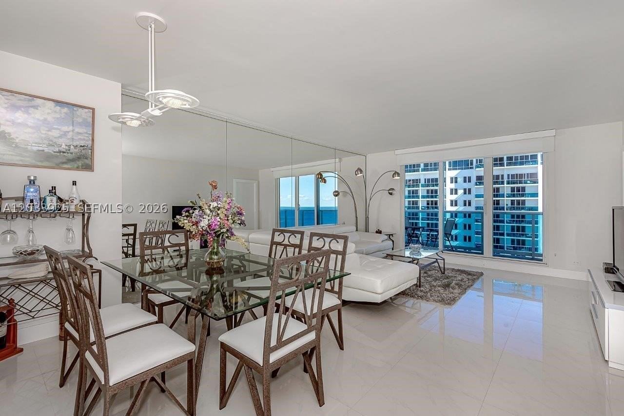 2301 Collins Ave #1416 - Photo 3 of 29