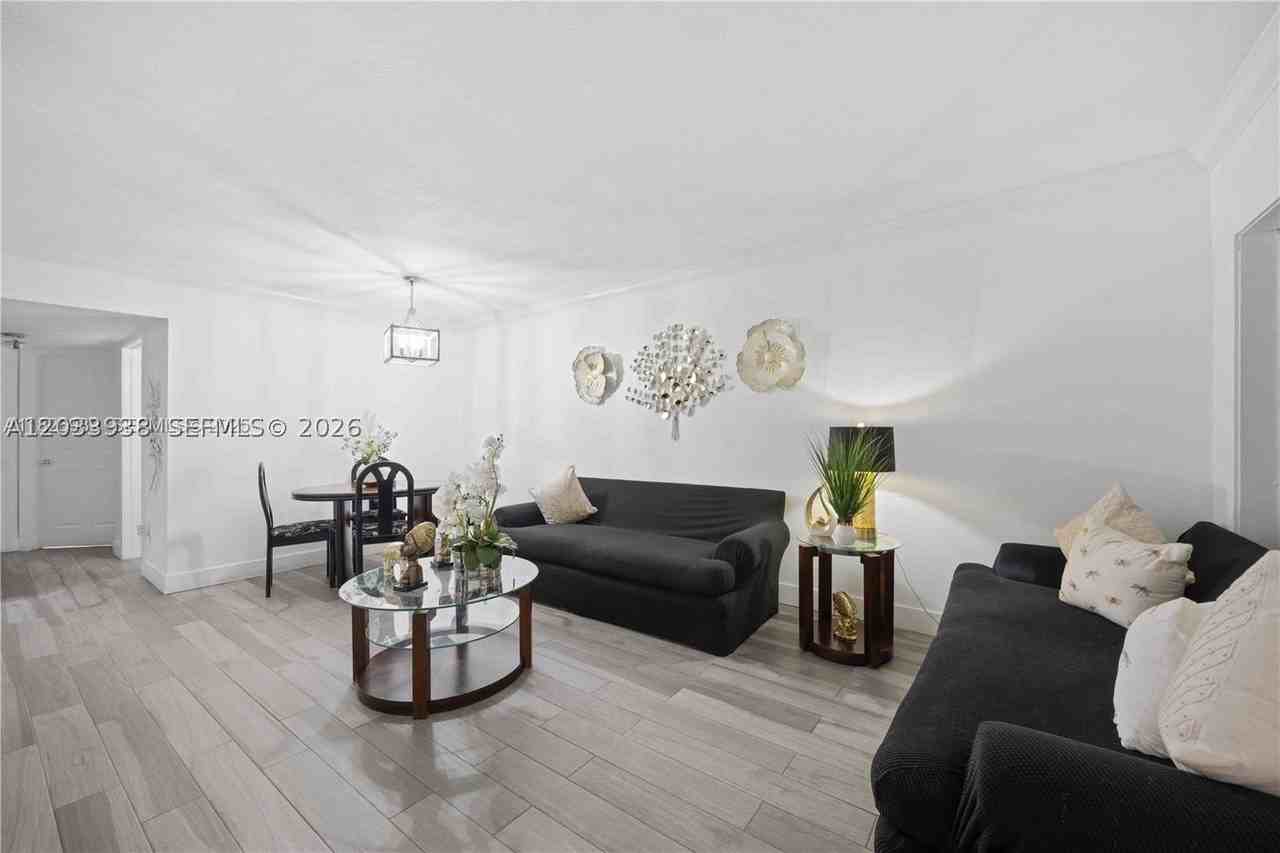 12505 Nw 11th Ln #109 - Photo 7 of 24