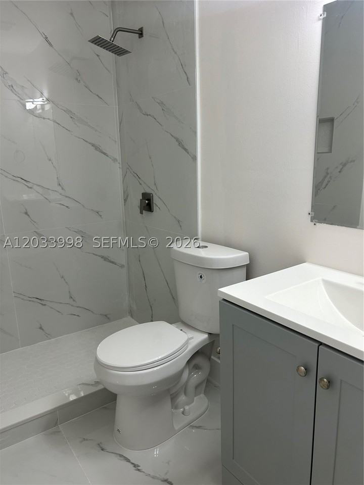 11880 Sw 19th Ter #113 - Photo 6 of 10