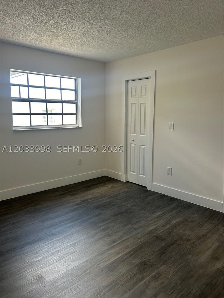 11880 Sw 19th Ter #113 - Photo 7 of 10
