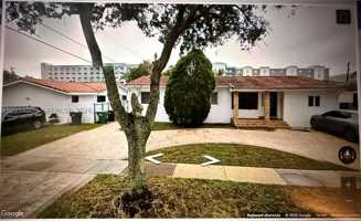 featured image of 6010 Nw 38th St #1